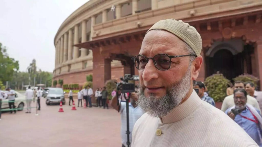 What Aimim Chief Owaisi Said While Taking Lok Sabha Mp Oath