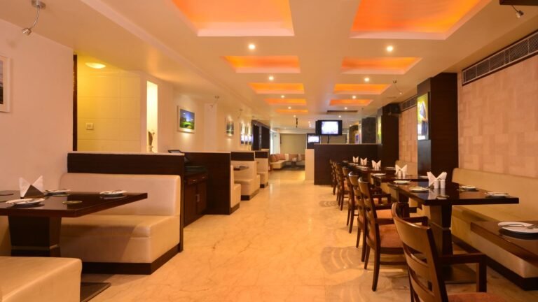 Le ROI Express Paharganj